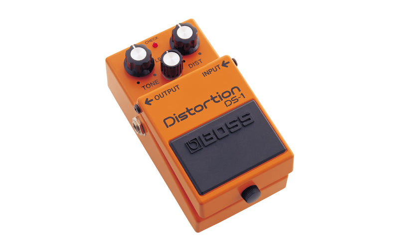 BOSS DS-1 DISTORTION EFFECTS PEDAL