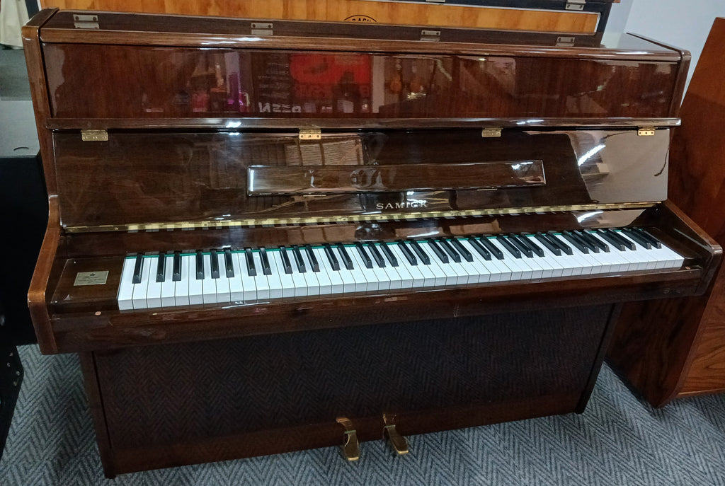 SAMICK IMPERIAL GERMAN SCALE UPRIGHT PIANO (REFURBISHED) - SECOND HAND